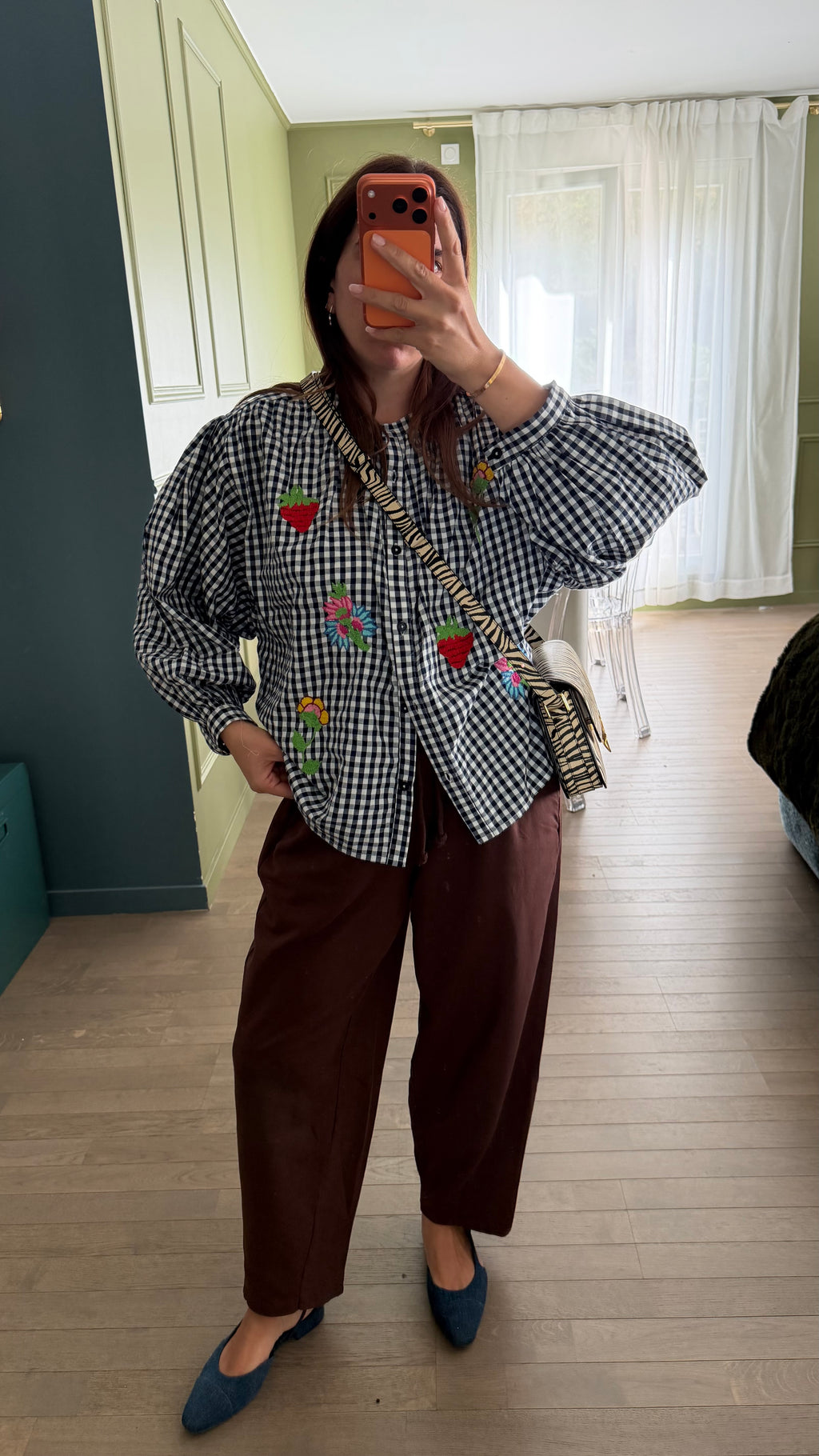 Blouse à carreaux brodée