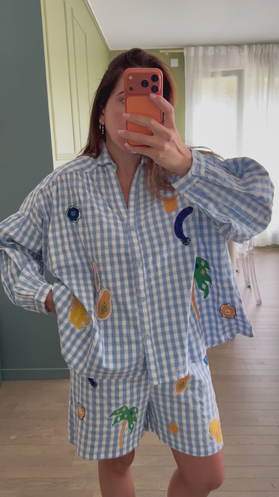 Ensemble à carreaux brodé bleu